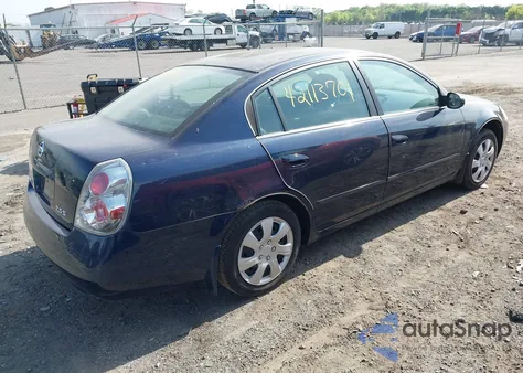 2005 Nissan Altima 2.5 S из США, поврежденный, VIN 1N4AL11D45N421979